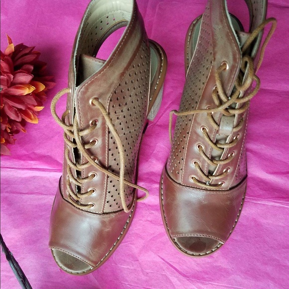 Chinese laundry Cambridge size 7 chunky heel - Picture 7 of 8